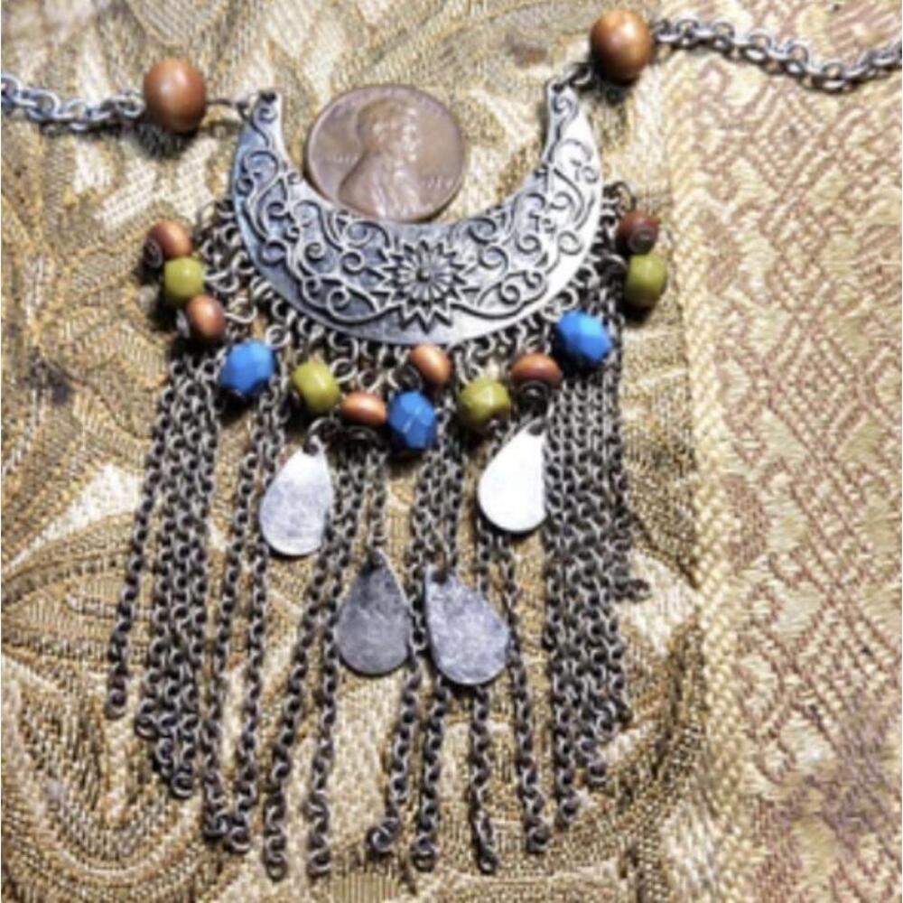 D58 Mobile Necklace